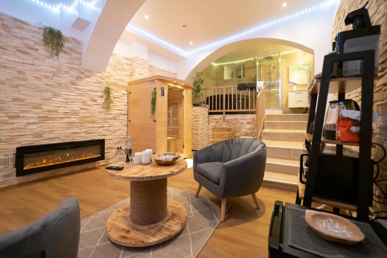 Le Spa De La Cathedrale - Jacuzzi - Sauna - Champagne - Netflix - Wifi Труа Экстерьер фото